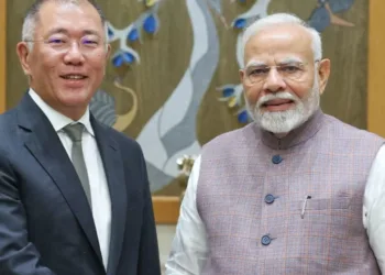 Mr. Euisun Chung and Narendra Modi