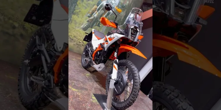 2025 KTM 390 Adventure