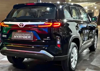 27 Kmpl Hybrid SUV HyRyder