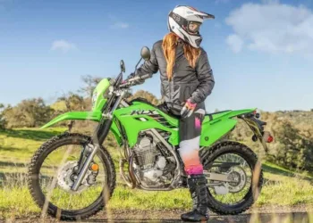 Kawasaki KLX 230