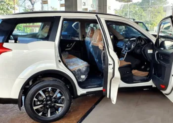 Mahindra XUV500