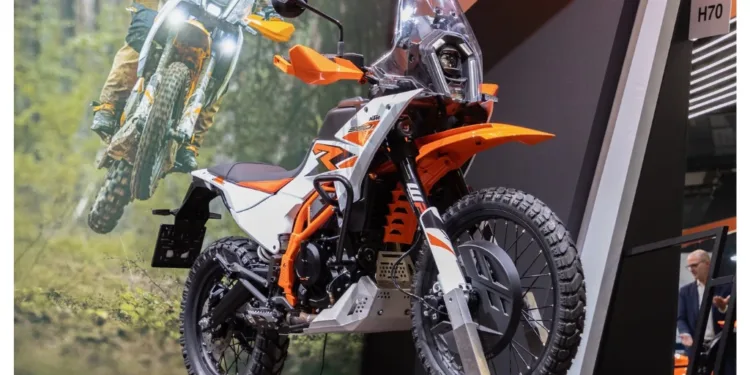 2025 KTM 390 ADV